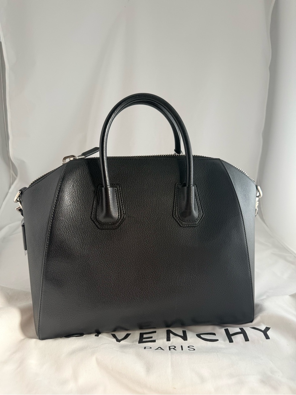 Givenchy Large Antigona Black Leather - Picture 2 of 13
